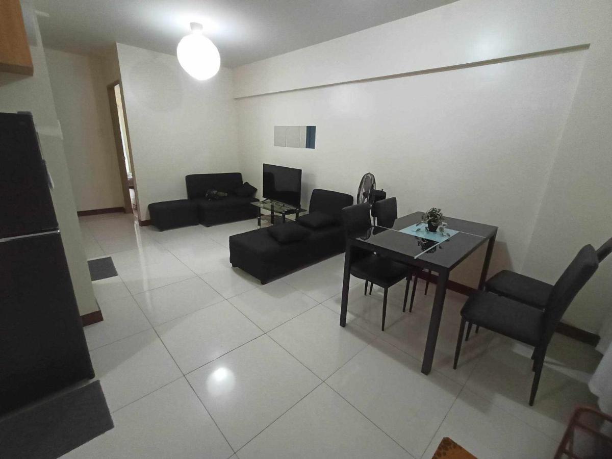マニラ市 Acacia Estates Taguigアパートホテル エクステリア 写真